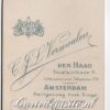 ZH-CJL VERMEULEN-004 / dame met broche en ketting - Afbeelding 2