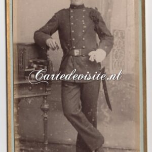 AMSTERDAM - A. KOK - 007 / militair in uniform met sabel - kep en sigaar