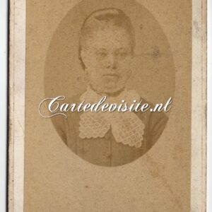 LEEUWARDEN / GH  MATTHIJSSEN / 007 / ovaal portret van dame