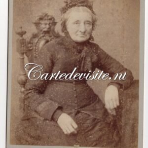 GE/ARNHEM/EPHRAIM/011CAB/CABINETFOTO van statige oude dame